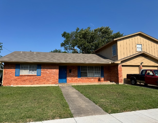 property at 1123 Thomas St