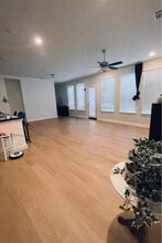 5513 Traveller Dr in North Richland Hills, TX - Foto de edificio - Building Photo