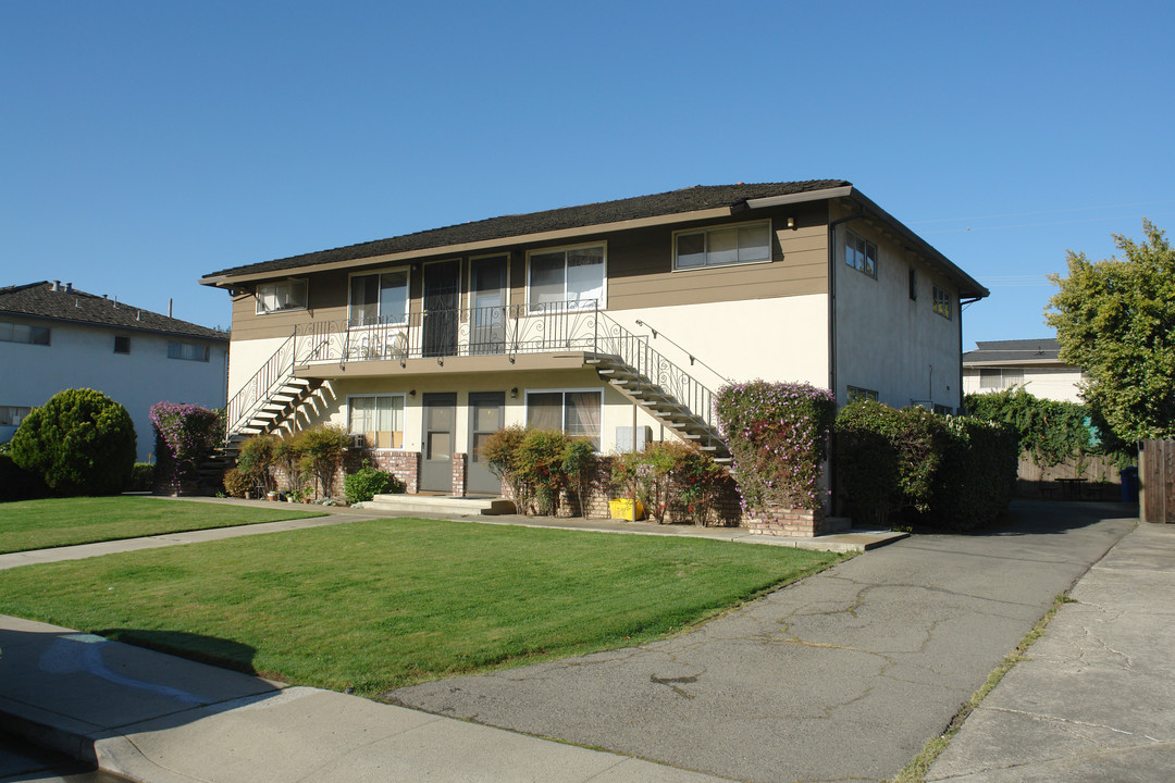 393-395 Dunster Dr in Campbell, CA - Foto de edificio