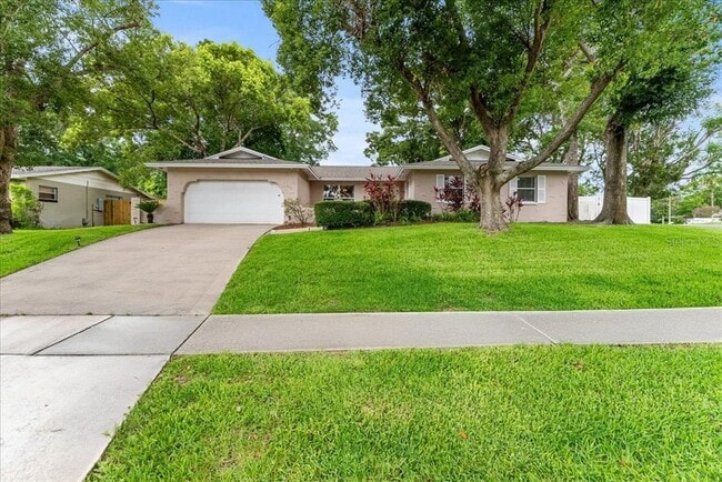 property at 426 San Sebastian Prado