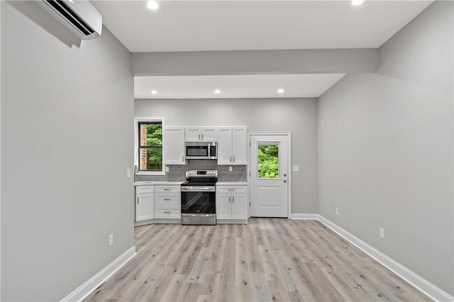 60 Leroy Ave in Valhalla, NY - Building Photo - Building Photo