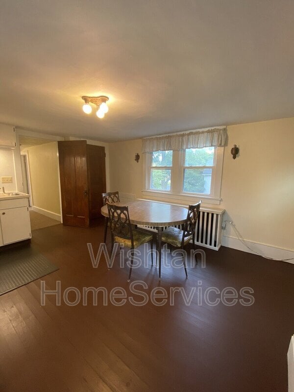 property at 525 S Lafayette St