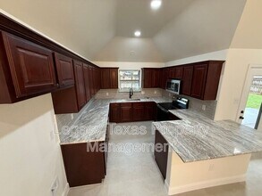 3802 Juniper Ct in Granbury, TX - Building Photo - Building Photo