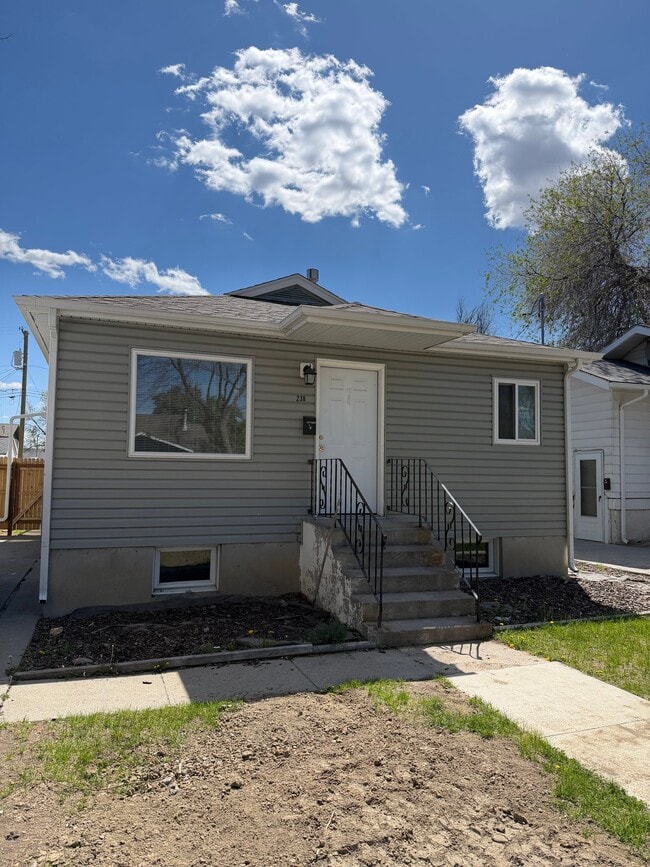 238 Terry Ave