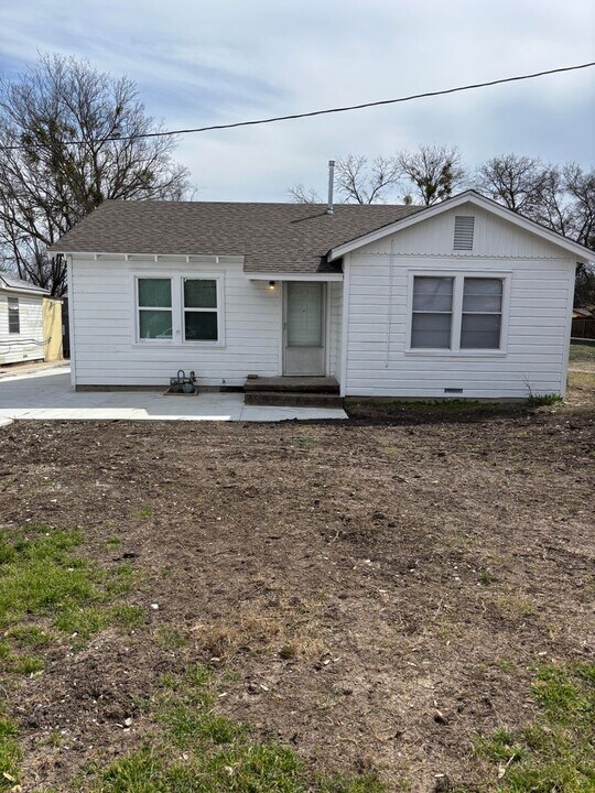 4302 Memorial Dr in Waco, TX - Building Photo