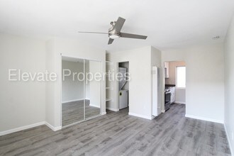 206 Fir St in San Diego, CA - Building Photo - Building Photo