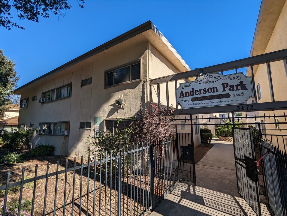 Anderson Park Apartments in Riverside, CA - Foto de edificio