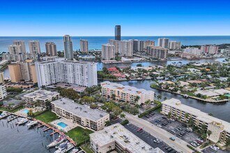 201 Golden Isles Dr, Unit 507 in Hallandale Beach, FL - Building Photo - Building Photo