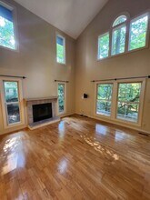 115 Creekview Cir in Carrboro, NC - Building Photo - Building Photo