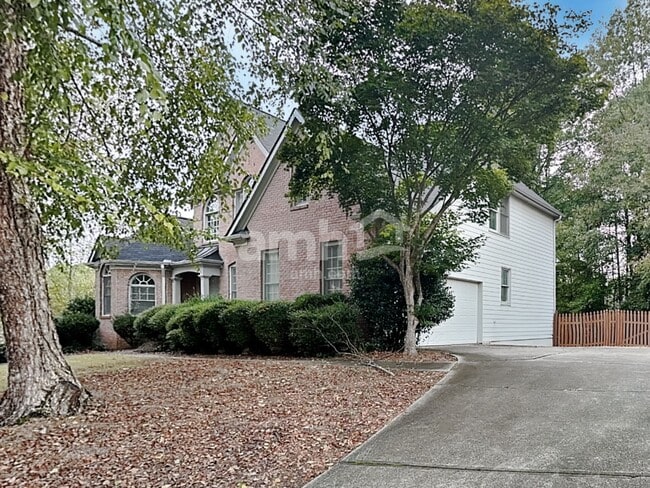 property at 5070 Kingsbridge Pass