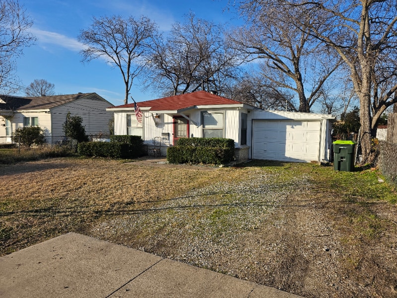 1113 11th St in Plano, TX - Building Photo