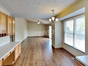 239 Galloway Ridge Dr in Galloway, OH - Building Photo - Building Photo