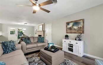 6110 Bullard Dr in Austin, TX - Building Photo - Building Photo