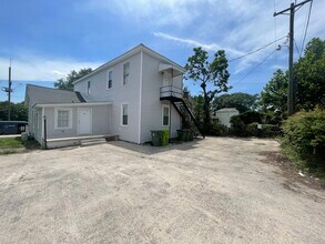 1157 Olympia Ave, Unit B in Columbia, SC - Building Photo - Building Photo