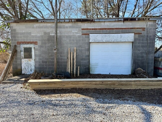 728 S Wakefield St in Zebulon, NC - Building Photo - Building Photo
