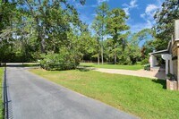 22936 Mossy Oaks Rd in Spring, TX - Building Photo - Building Photo