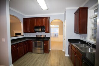 7897 The Lakes Point in Fairburn, GA - Building Photo - Building Photo