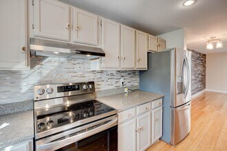 50 Edward J Roy Dr in Manchester, NH - Building Photo - Building Photo