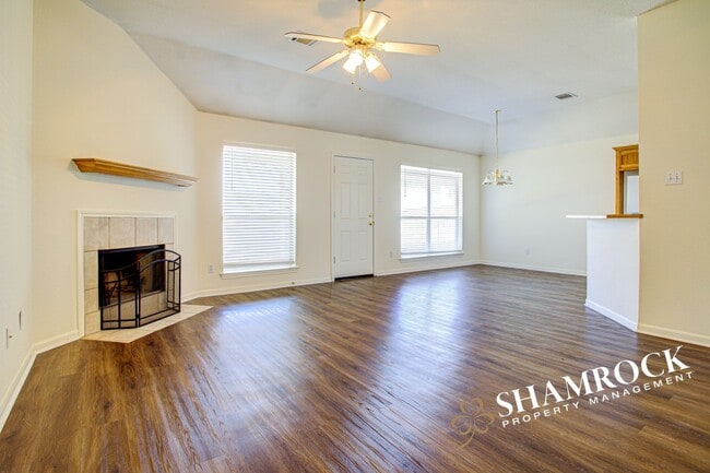 620 Park Ridge Rd in Hewitt, TX - Building Photo - Building Photo