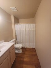 8611 FM 1416 in Bon Wier, TX - Foto de edificio - Building Photo