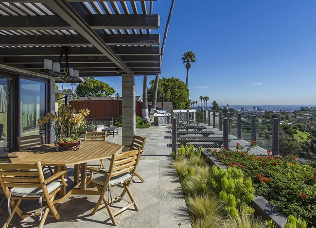 2255 Westridge Rd in Los Angeles, CA - Building Photo - Building Photo