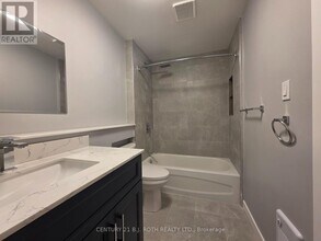 82 Albert St N in Orillia, ON - Building Photo - Building Photo