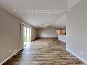 1106 NE 13th Pl in Cape Coral, FL - Foto de edificio - Building Photo