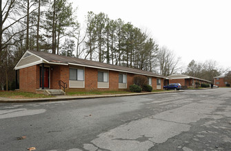 Forest Pointe 2 in Durham, NC - Building Photo - Building Photo