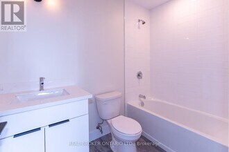 169-169 James St S in Hamilton, ON - Building Photo - Building Photo