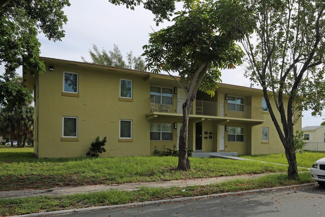 517 20th St in West Palm Beach, FL - Building Photo - Building Photo