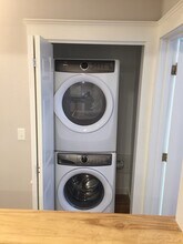 1433 Cambridge St, Unit 1 in Cambridge, MA - Building Photo - Building Photo