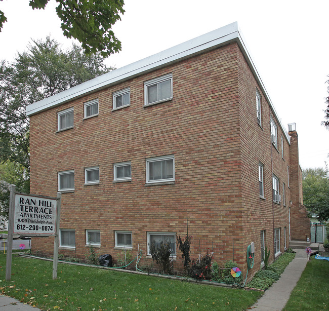 Ran Hill Terrace Apartments in St. Paul, MN - Building Photo - Building Photo