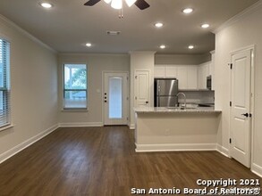 2214 Sandlewood Cv in San Antonio, TX - Building Photo - Building Photo