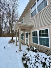 5261 Pebble Ln in Crystal Lake, IL - Building Photo - Building Photo