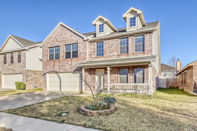 5832 Arena Cir in Fort Worth, TX - Building Photo - Building Photo