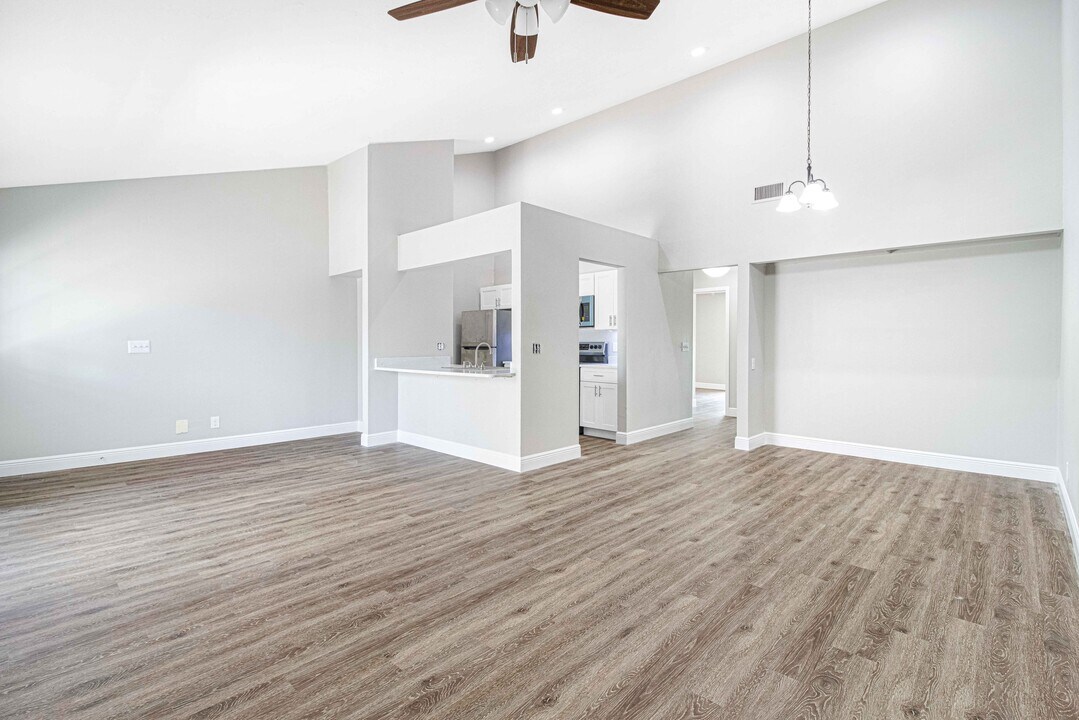 4111 SE 22nd Ave, Unit A in Ocala, FL - Building Photo