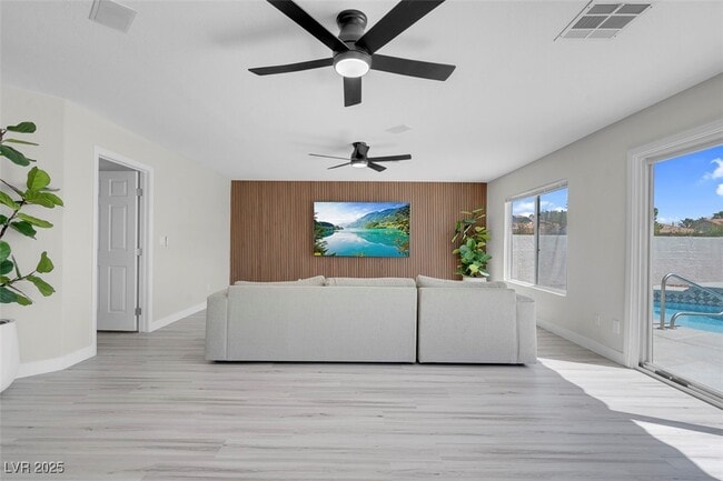 property at 3604 N Campbell Rd