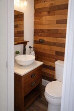 931 Edgley St in Philadelphia, PA - Foto de edificio - Building Photo