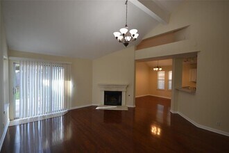 21320 Byerly Turk Dr in Pflugerville, TX - Building Photo - Building Photo