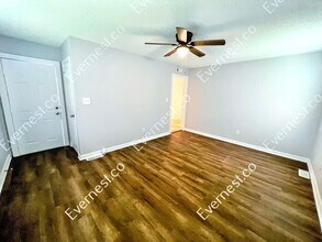 8134 Douglas Ave in Leeds, AL - Building Photo - Building Photo