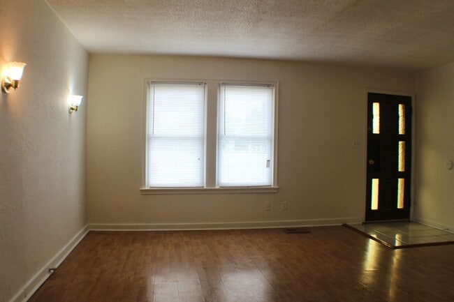 1129 SW 35th St in Oklahoma City, OK - Building Photo - Building Photo