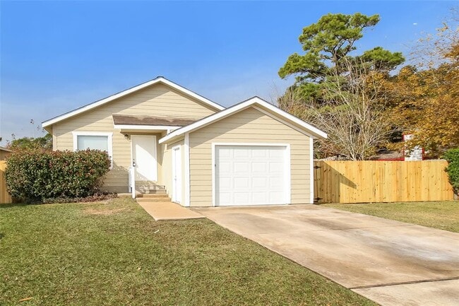 11819 Greenspark Ln in Houston, TX - Building Photo - Building Photo