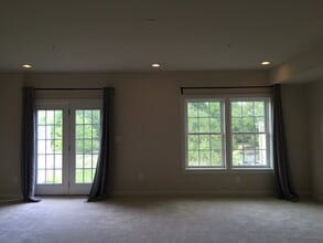 5473 Stream Bank Ln in Greenbelt, MD - Building Photo - Building Photo
