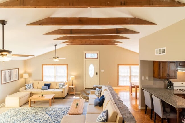 2007 Terrace Dr