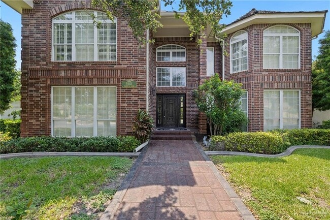 5501 N 1st Ln in McAllen, TX - Building Photo - Building Photo