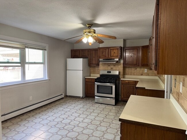 230 Havre St, Unit 2 in Boston, MA - Building Photo - Building Photo