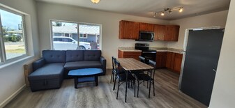 36 E Papa Ave in Kahului, HI - Building Photo