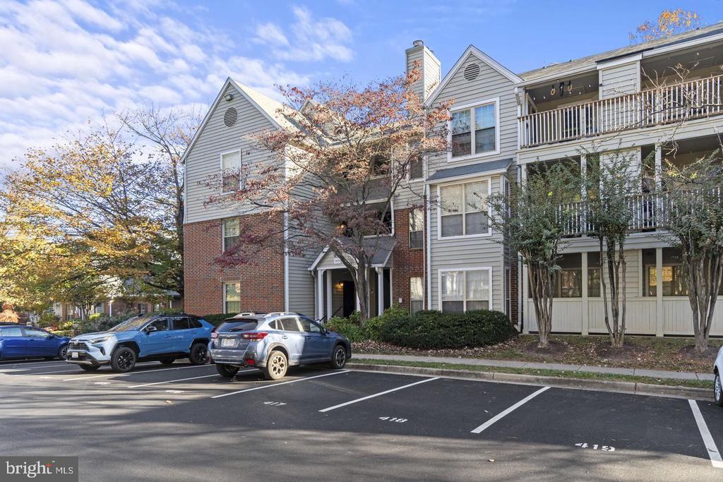 3909 Penderview Dr in Fairfax, VA - Building Photo