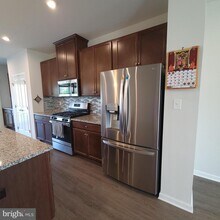 64 Hamilton Ct in Pennsauken, NJ - Building Photo - Building Photo