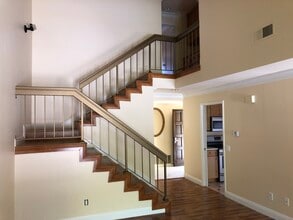 19503 Eagle Ridge Ln in Porter Ranch, CA - Building Photo - Building Photo